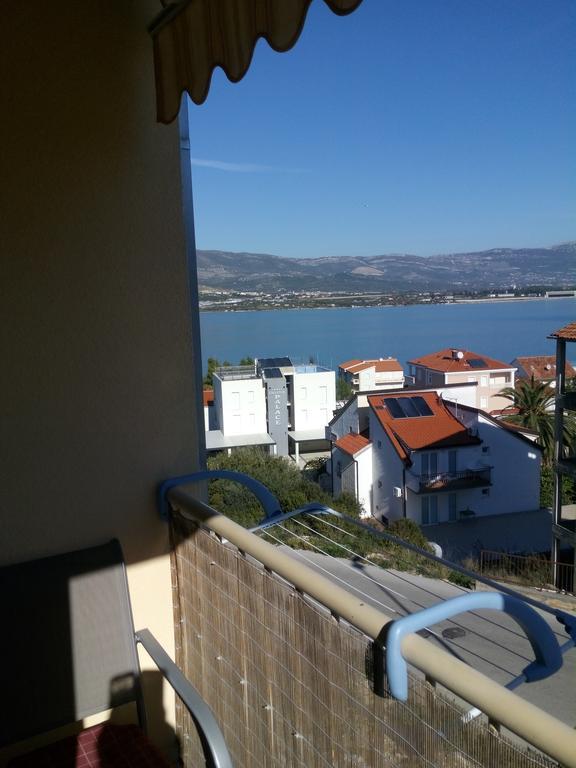 Apartment Z&E Trogir Exterior photo