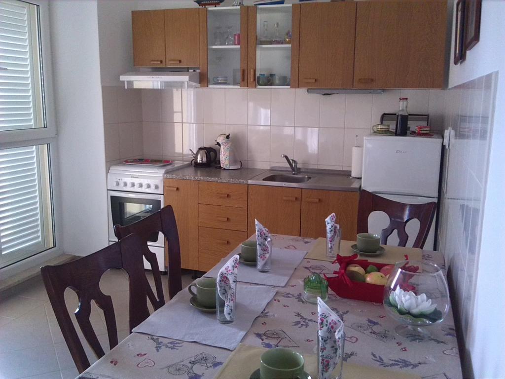 Apartment Z&E Trogir Exterior photo